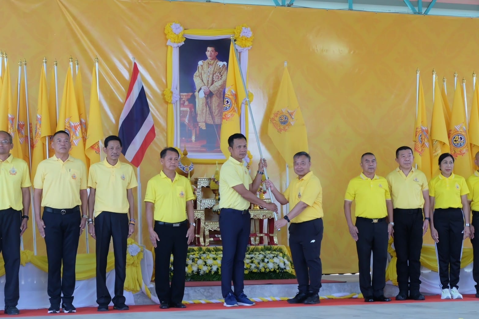 title - ร่วมพิธีเปิดกิจกรรม เดิน วิ่ง ปั่น ธงตราสัญลักษณ์งานเฉลิมพระเกียรติพระบาทสมเด็จพระเจ้าอยู่หัว เนื่องในโอกาสพระราชพิธีมหามงคลเฉลิมพระชนมพรรษา 6 รอบ 28 กรกฎาคม 2567 เพื่อเป็นการแสดงความจงรักภักดีและสำนึก ในพระมหากรุณาธิคุณของพระบาทสมเด็จพระเจ้าอยู่หัว